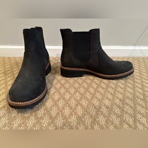 Ecco Black Leather Chelsea Boots